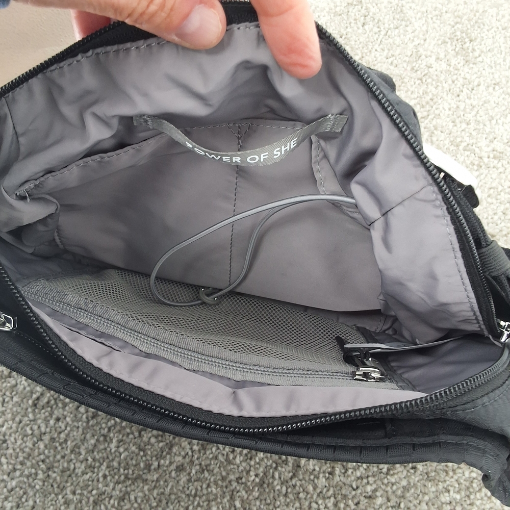 Athleta Excursion Black Convertible Fanny Pack - Picture 5 of 8